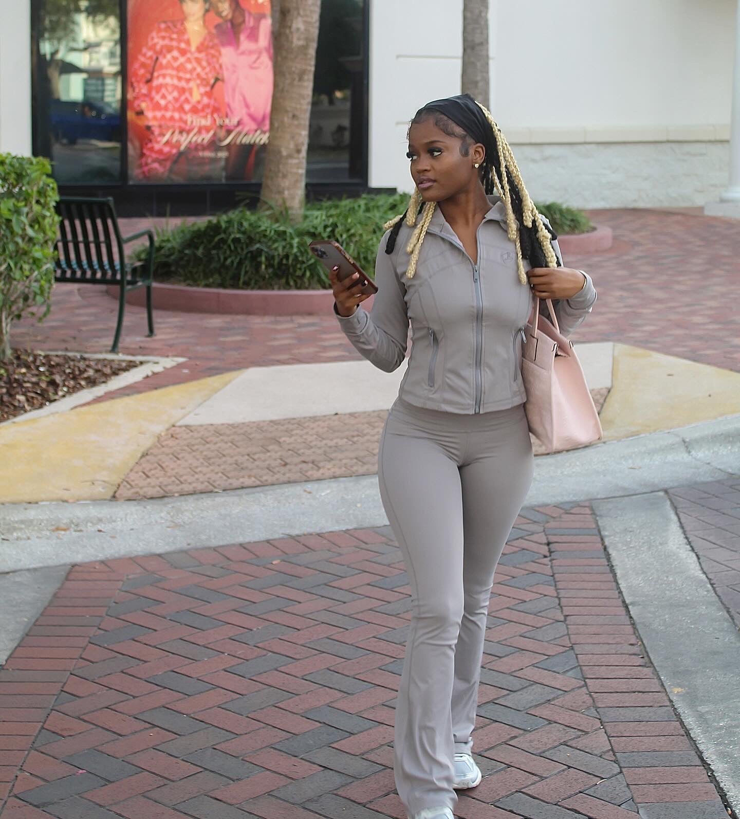 TONED FLARED PANTS